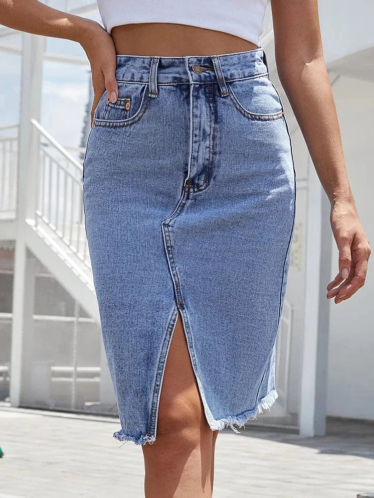 Högmidjad jeanskjol med slits