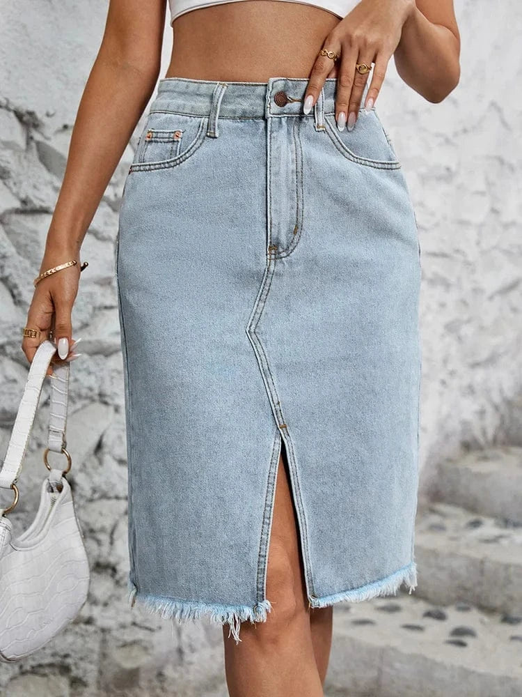 Högmidjad jeanskjol med slits