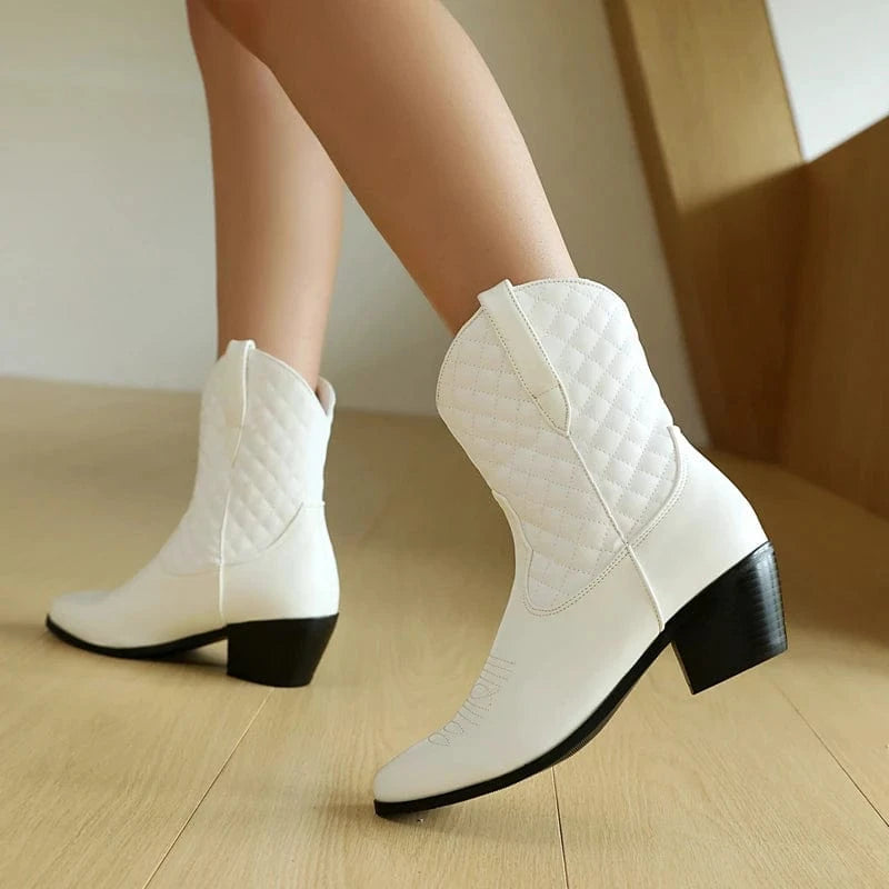Låga Cowgirl Boots med Quiltat Skaft