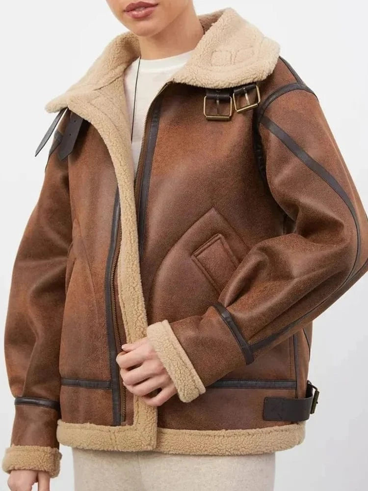 Oversize pilotjacka i mockaimitation med teddyfoder